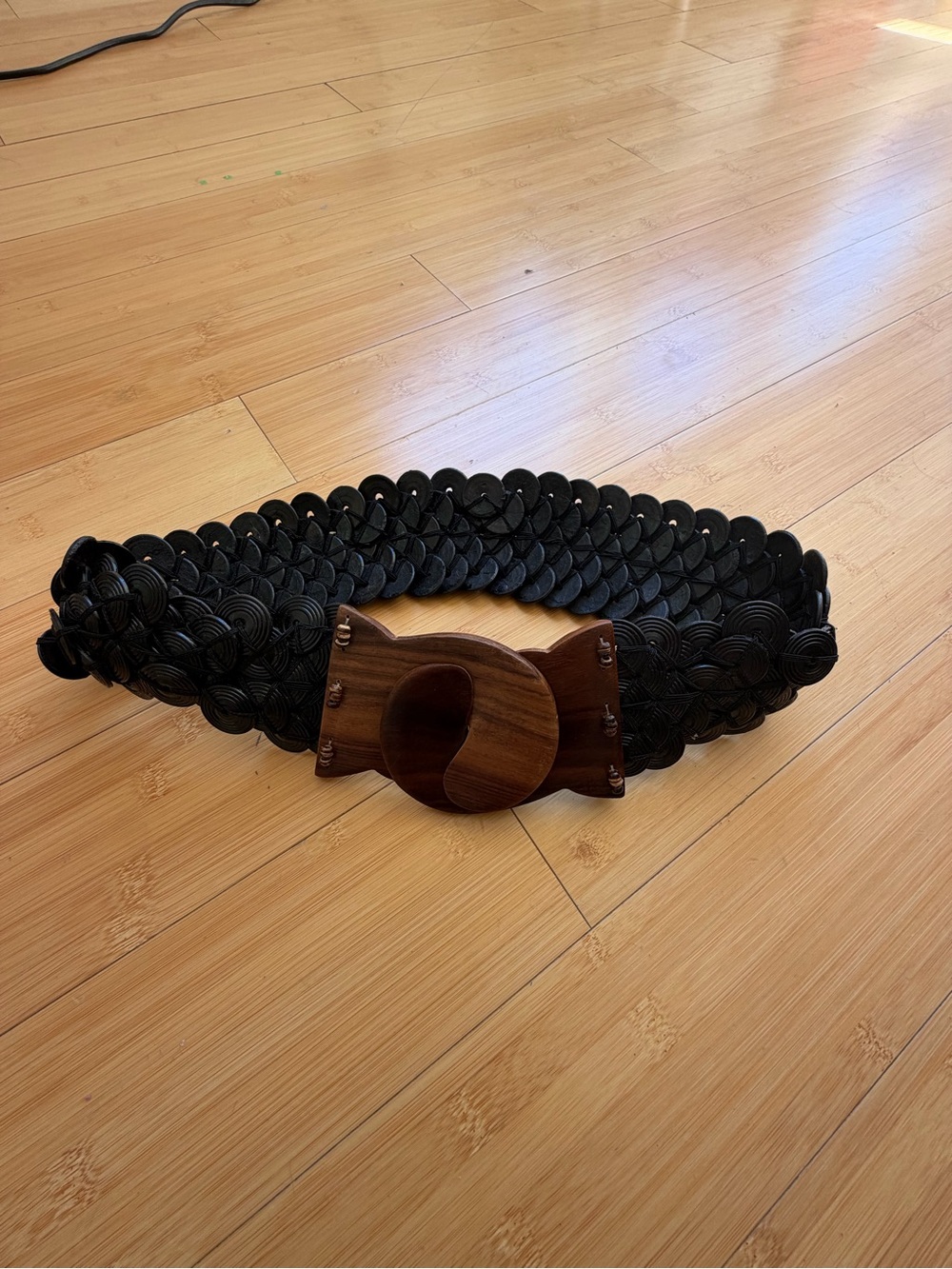 Unique Black Woven Elastic Waist Belt with Wooden Buckle